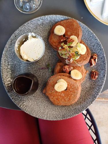 chocolate pancakes cream and banana